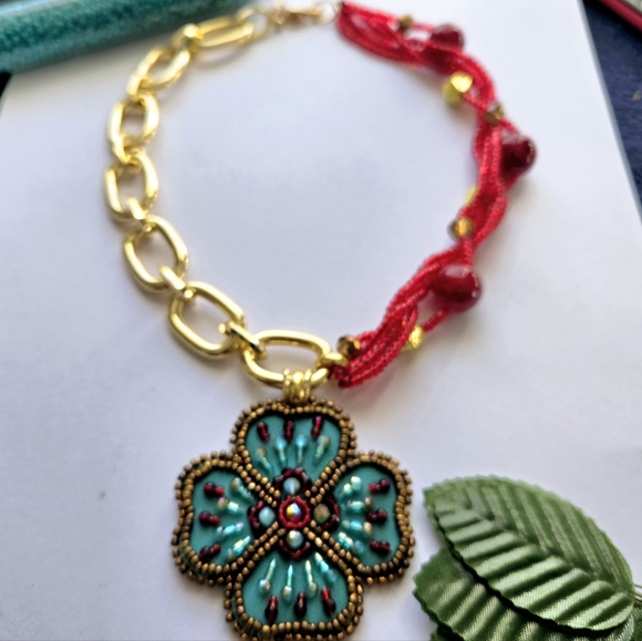 Hand Made Clover Necklace - Picture 2 of 5